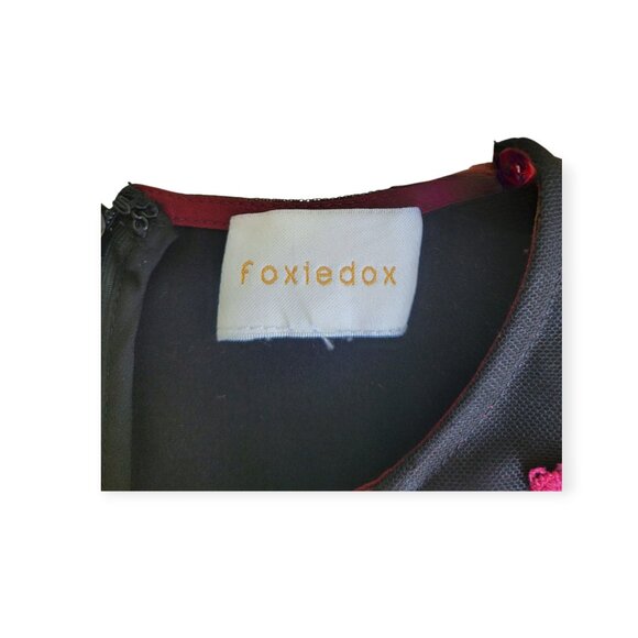 XS Foxiedox Embroidered Cut-Out Shoulder Dress - Picture 3 of 7